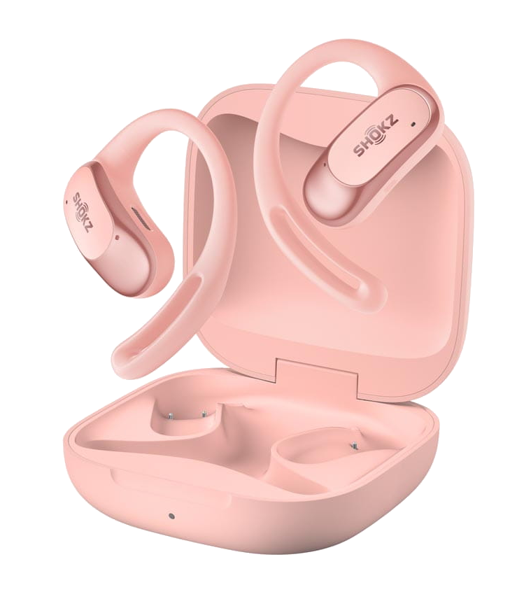 Różowe słuchawki Shokz z otwartym uchem i etui ładującym na czarnym tle.