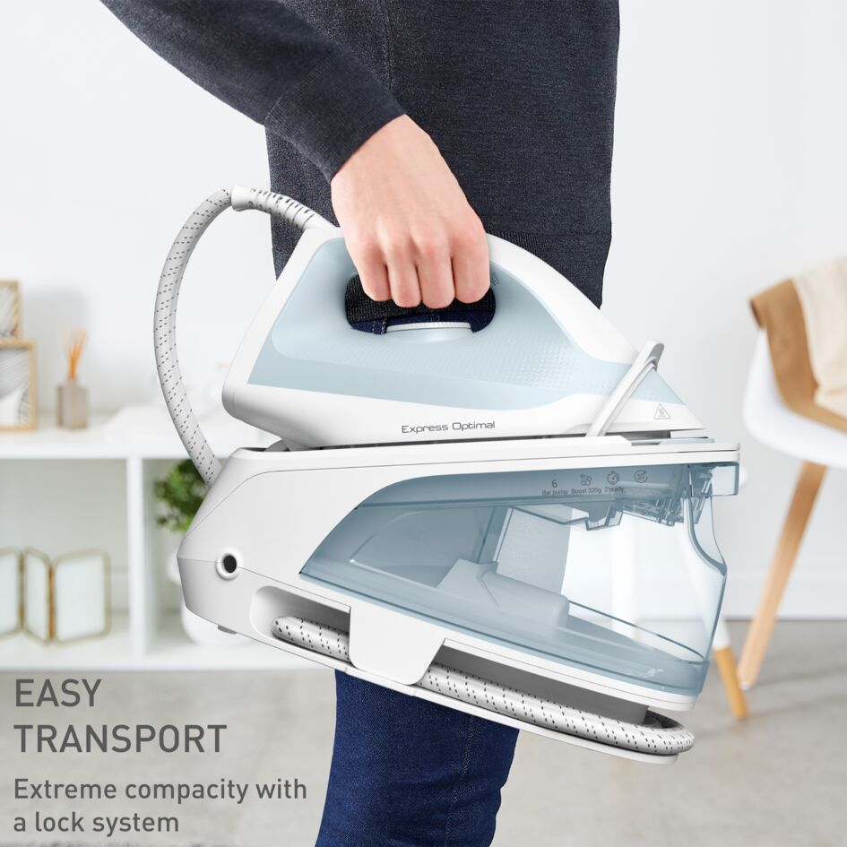 Beyaz ve mavi ütü tutan kişi, 'EASY TRANSPORT' ve 'a lock system' metinleri ile.