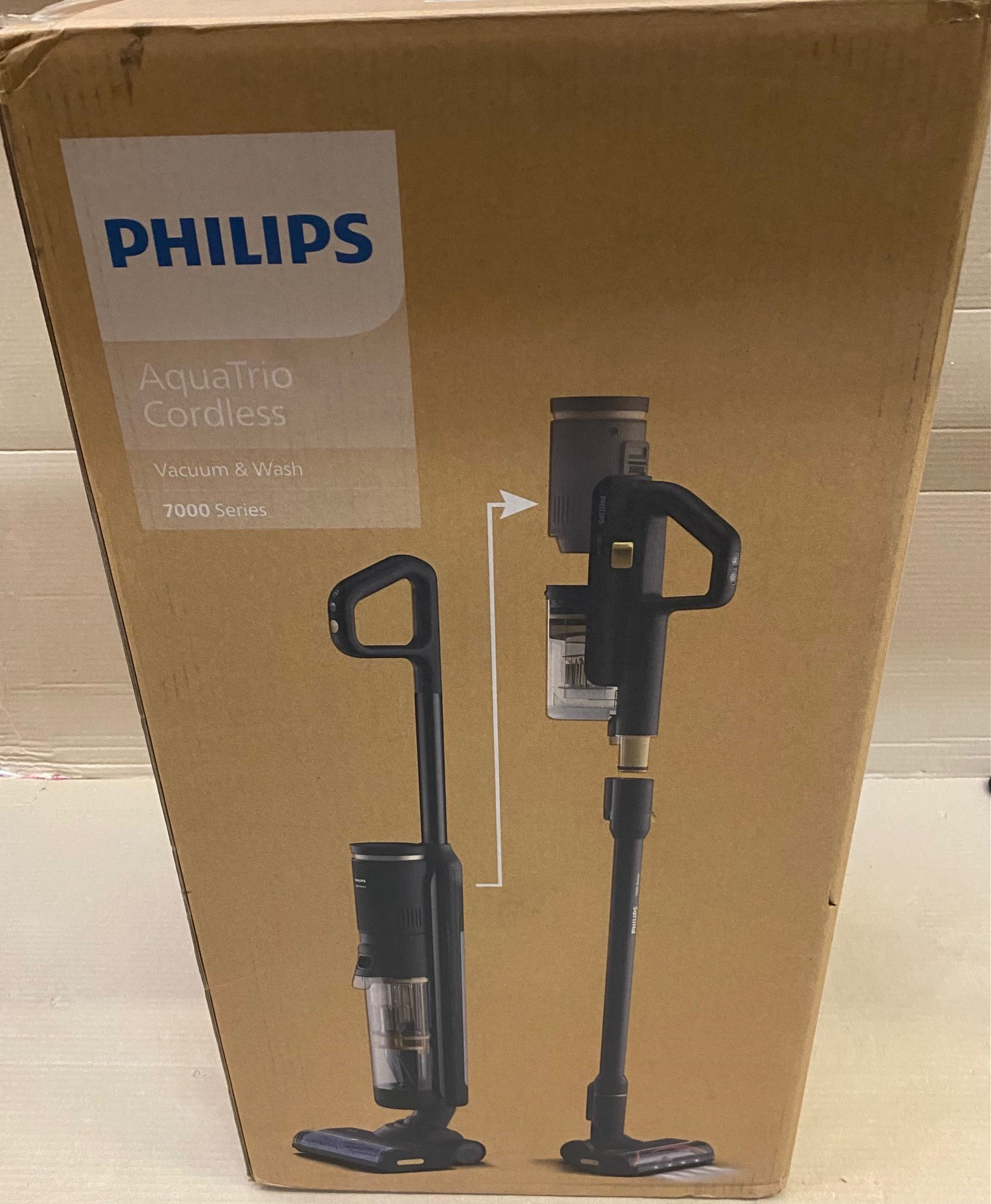 Pudełko produktu Philips AquaTrio Cordless.