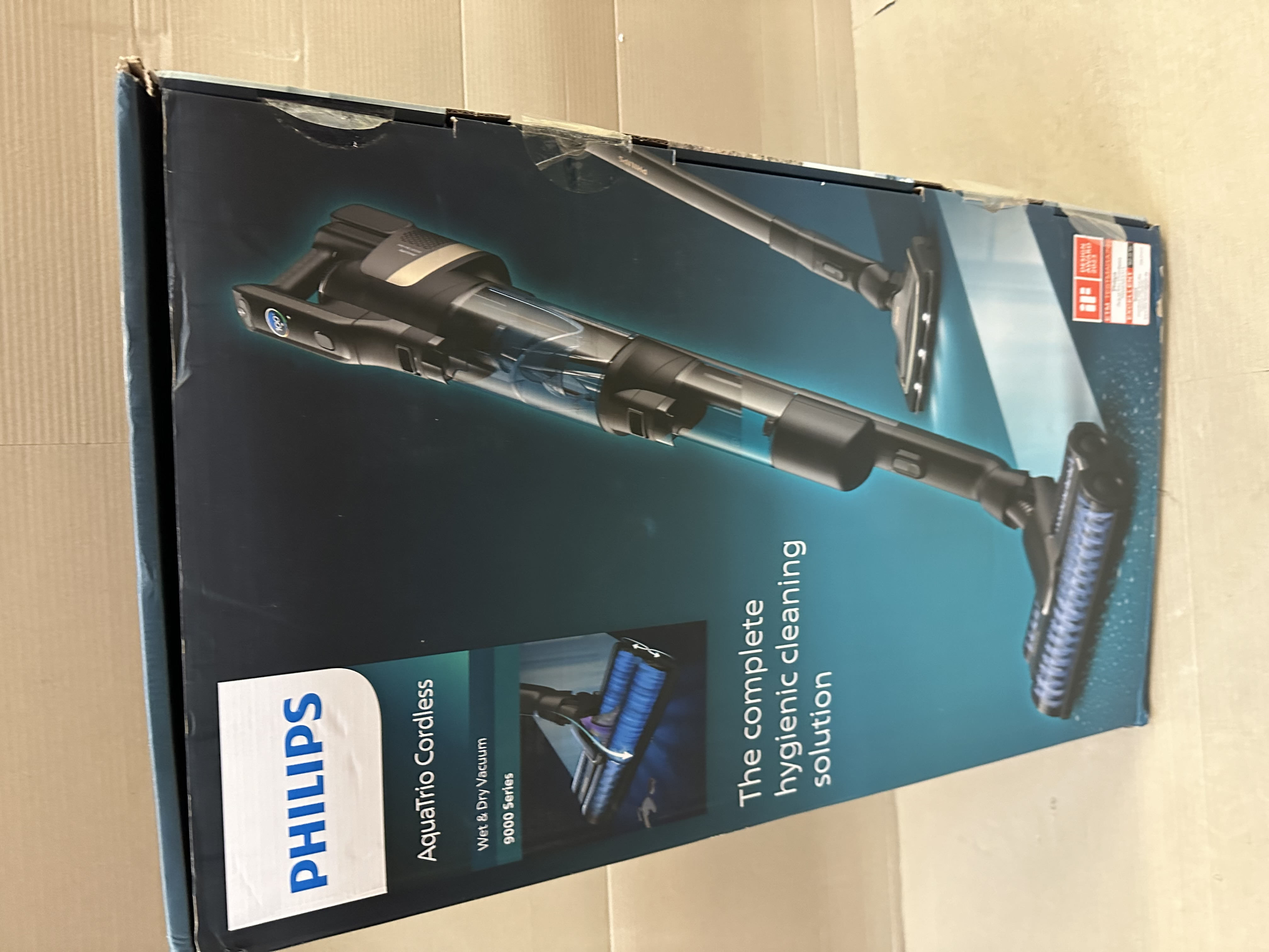 OUTLET Odkurzacz bezprzewodowy PHILIPS AquaTrio XW9383/01 z funkcją aktywnego mycia Głęboka czerń