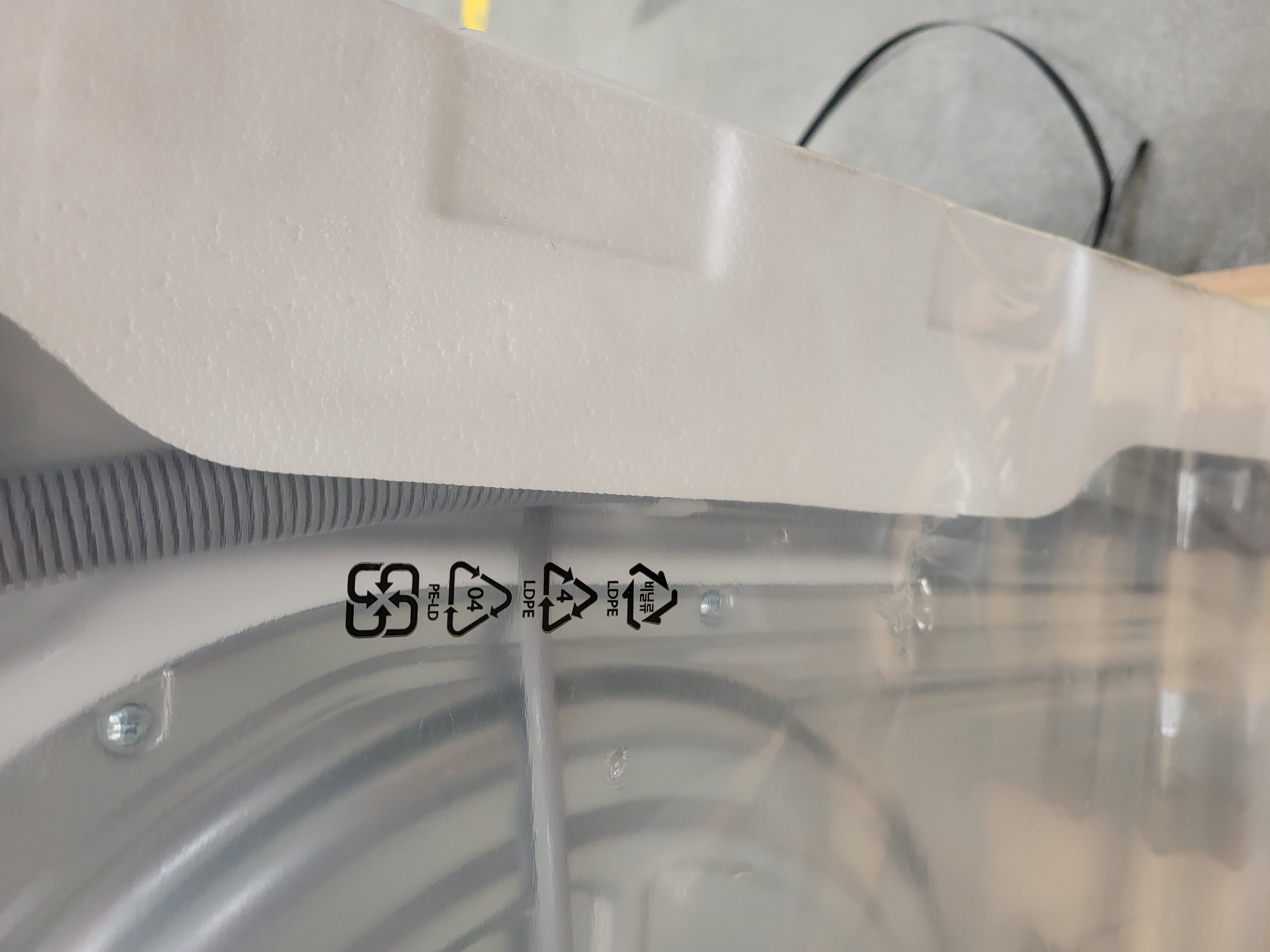 OUTLET Pralko-suszarka SAMSUNG WD90DG6B85BKU4 9/6kg 1400obr. AI EcoBubble Higieniczna para Biały