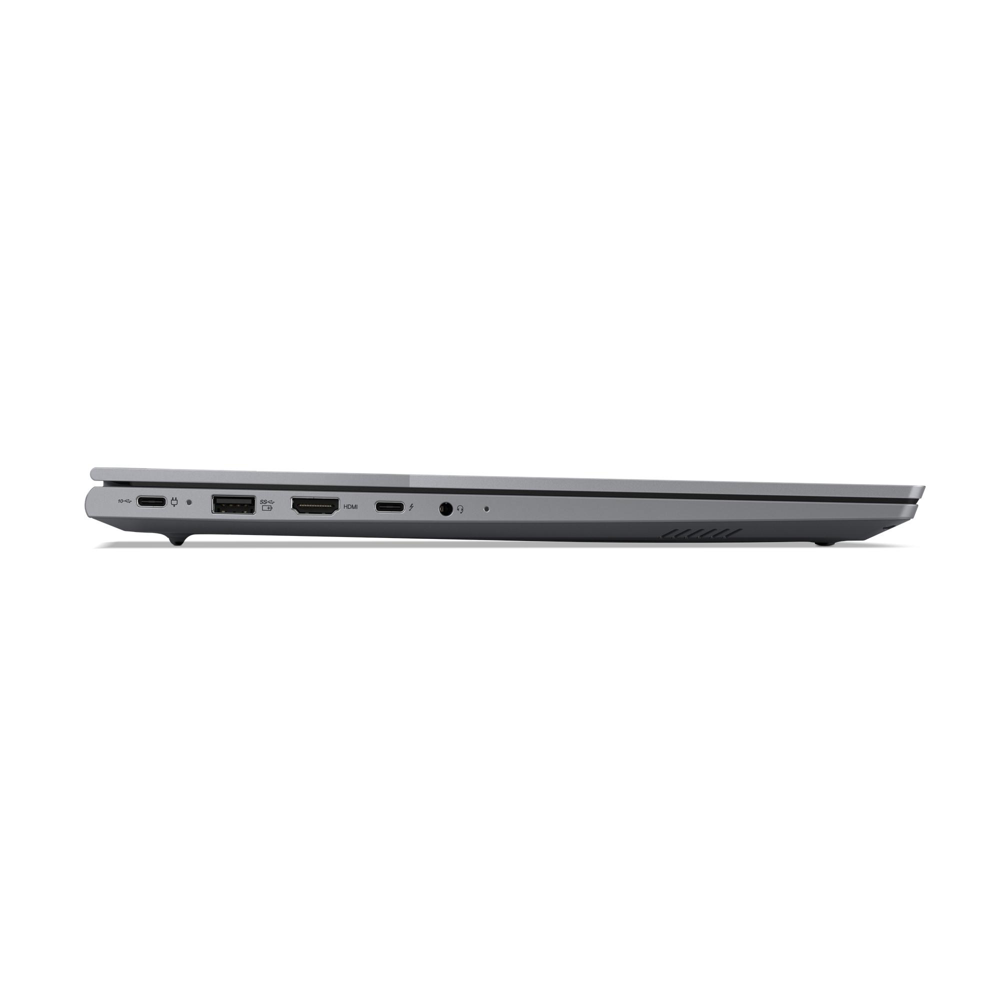 Silberner Laptop, Seitenansicht mit sichtbaren Anschlüssen, auf Weiß. HDMI, USB und andere Anschlüsse.