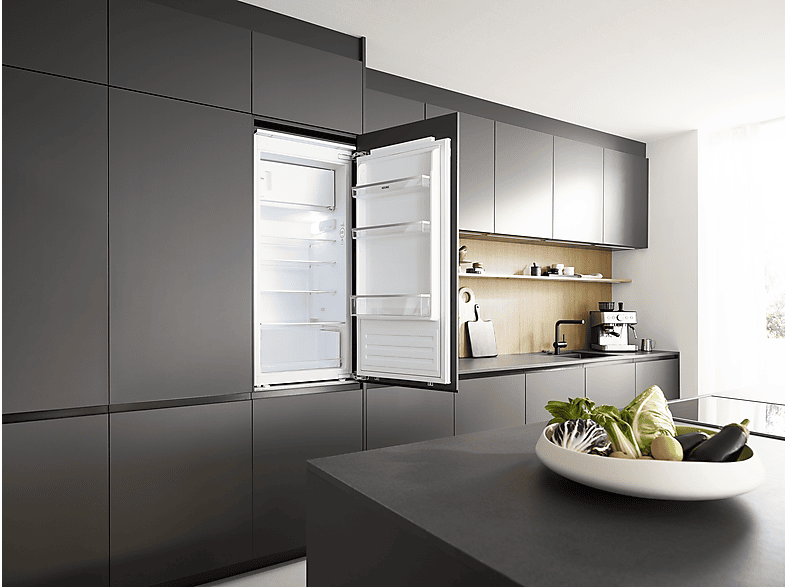 KOENIC KBK 1221 E DOD Einbaukühlschrank (179 l, E, mm hoch}, Weiß)