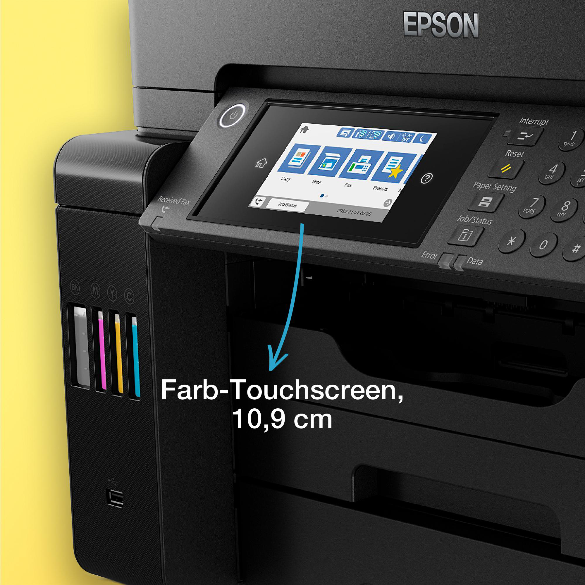 Epson-Drucker mit Touchscreen, zeigt die Benutzeroberfläche. Gelber Hintergrund mit Pfeil auf Bildschirm.
