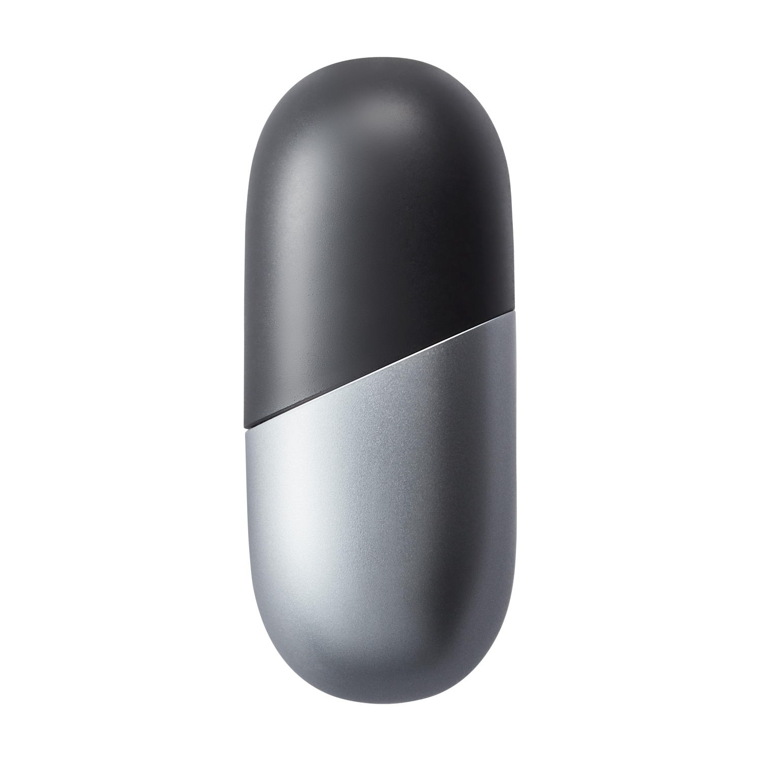 Un oggetto bicolore di forma ovale, parte superiore grigio scuro e parte inferiore argentata.