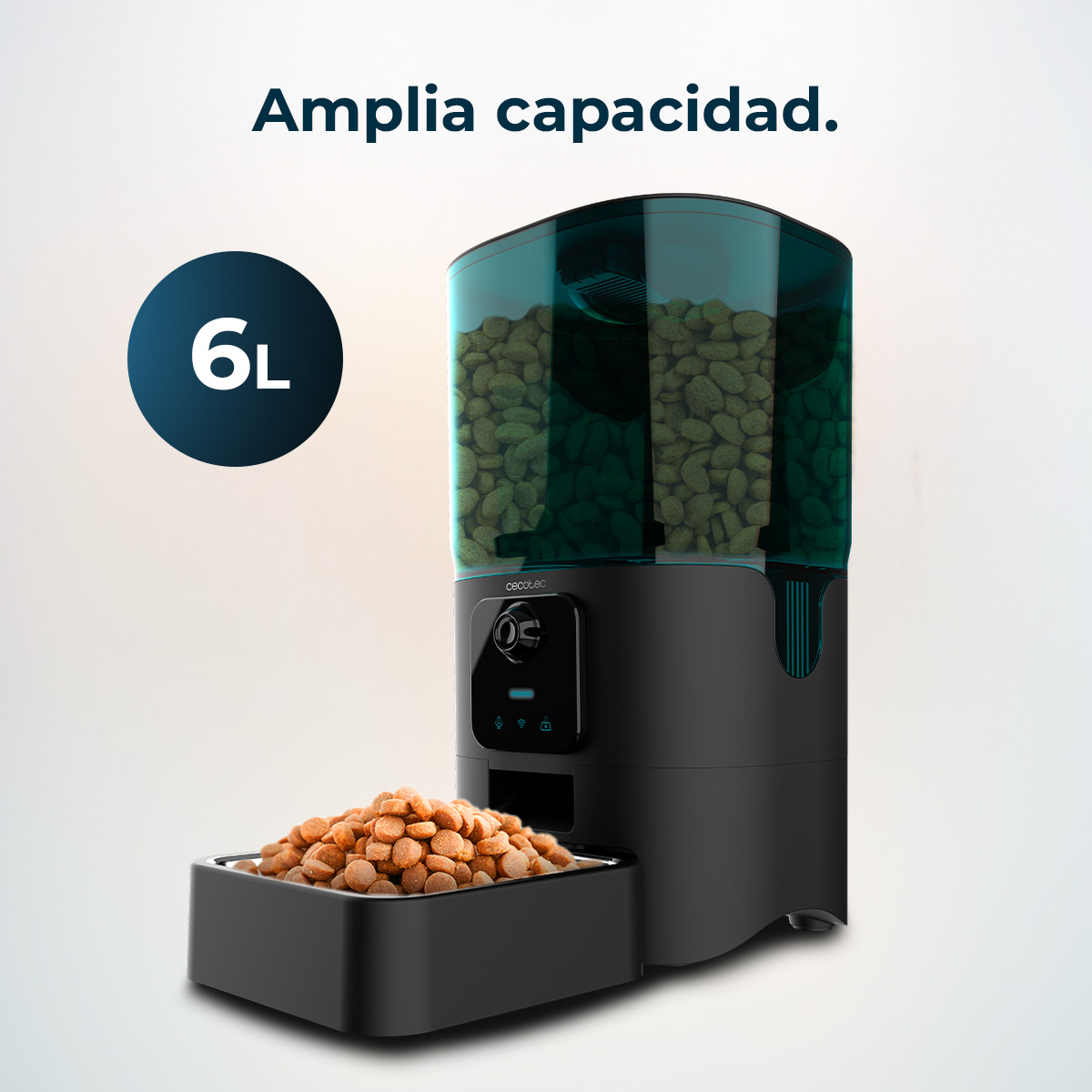 Dispensador de comida para mascotas negro con capacidad de 6L. Tiene un comedero y un recipiente con comida.