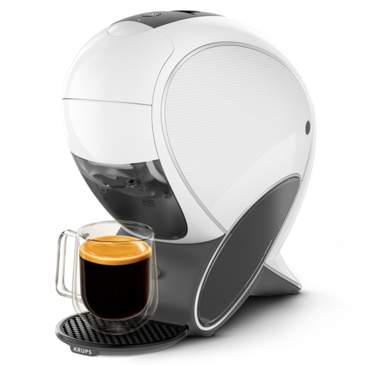 Een wit en zwart koffiezetapparaat met een glazen kopje koffie ervoor. De beker staat op een zwarte standaard met KRUPS.