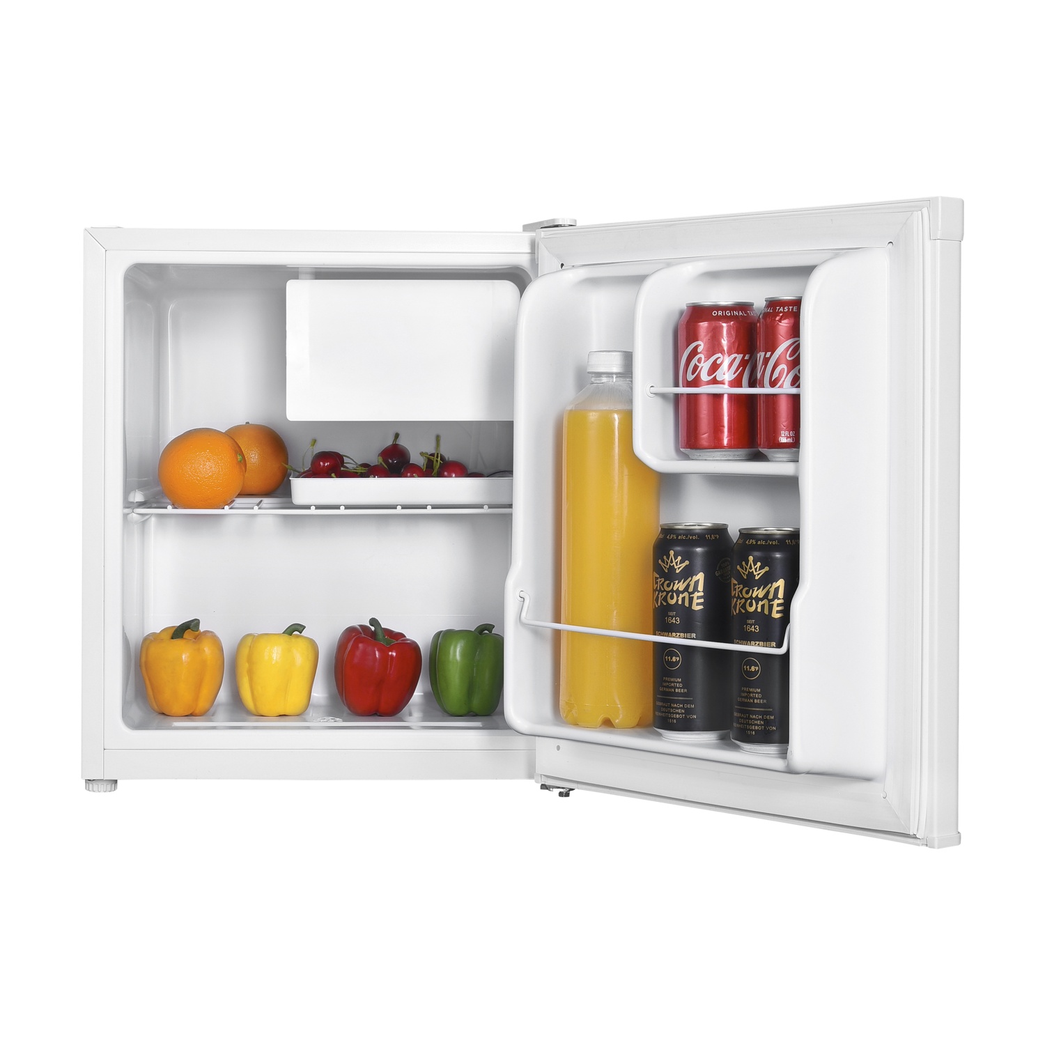 Mini frigo bianco aperto. All'interno ci sono frutta, bevande e un ripiano.
