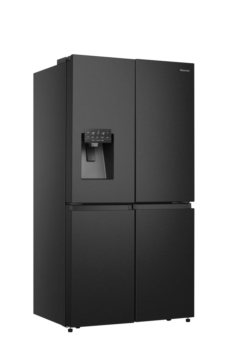 Schwarzer Hisense-Kühlschrank mit vier Türen. Er hat einen Wasserspender und ein Digitaldisplay.