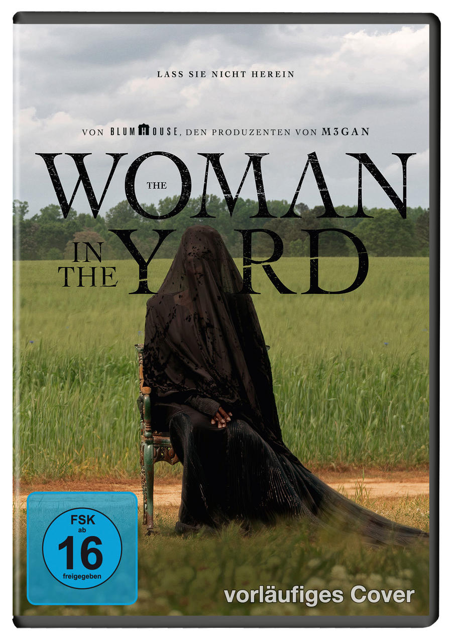 DVD-Cover von 'The Woman in the Yard'. Eine schwarze Gestalt sitzt in einem Feld auf einem Stuhl.