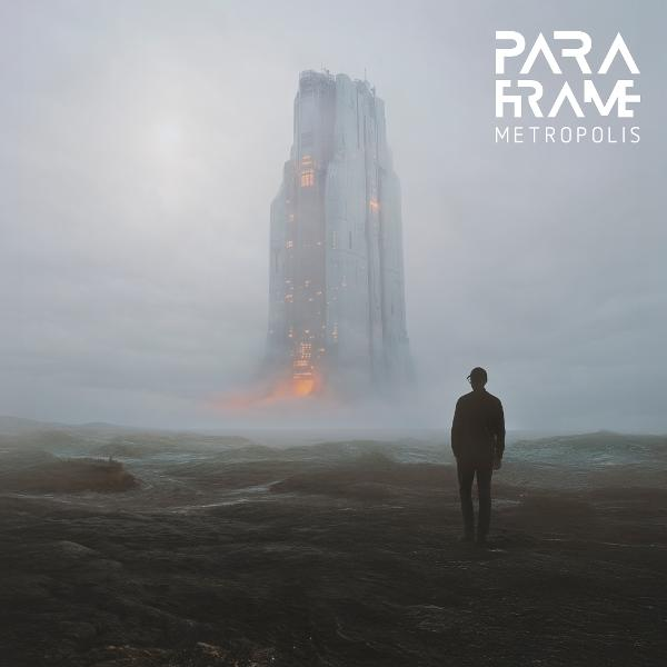Albumcover: Eine Person steht vor einem hohen, futuristischen Gebäude in einer nebligen Landschaft.