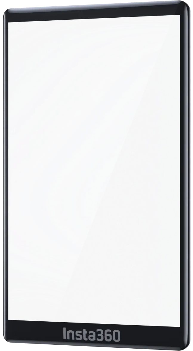 Ein schwarzes Insta360-Gerät mit glänzendem Bildschirm. Der Bildschirm reflektiert das Licht diagonal.