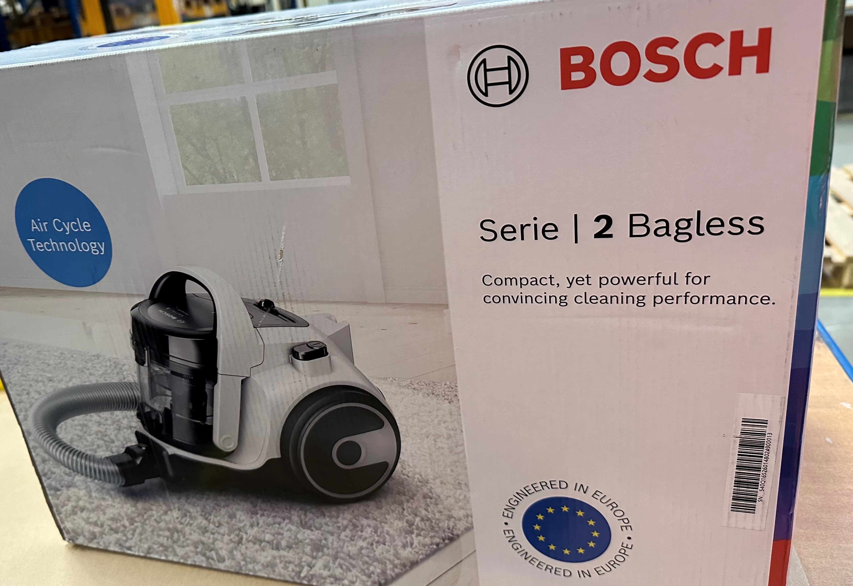 OUTLET Odkurzacz bezworkowy BOSCH BGS05A322 Cleann’n 