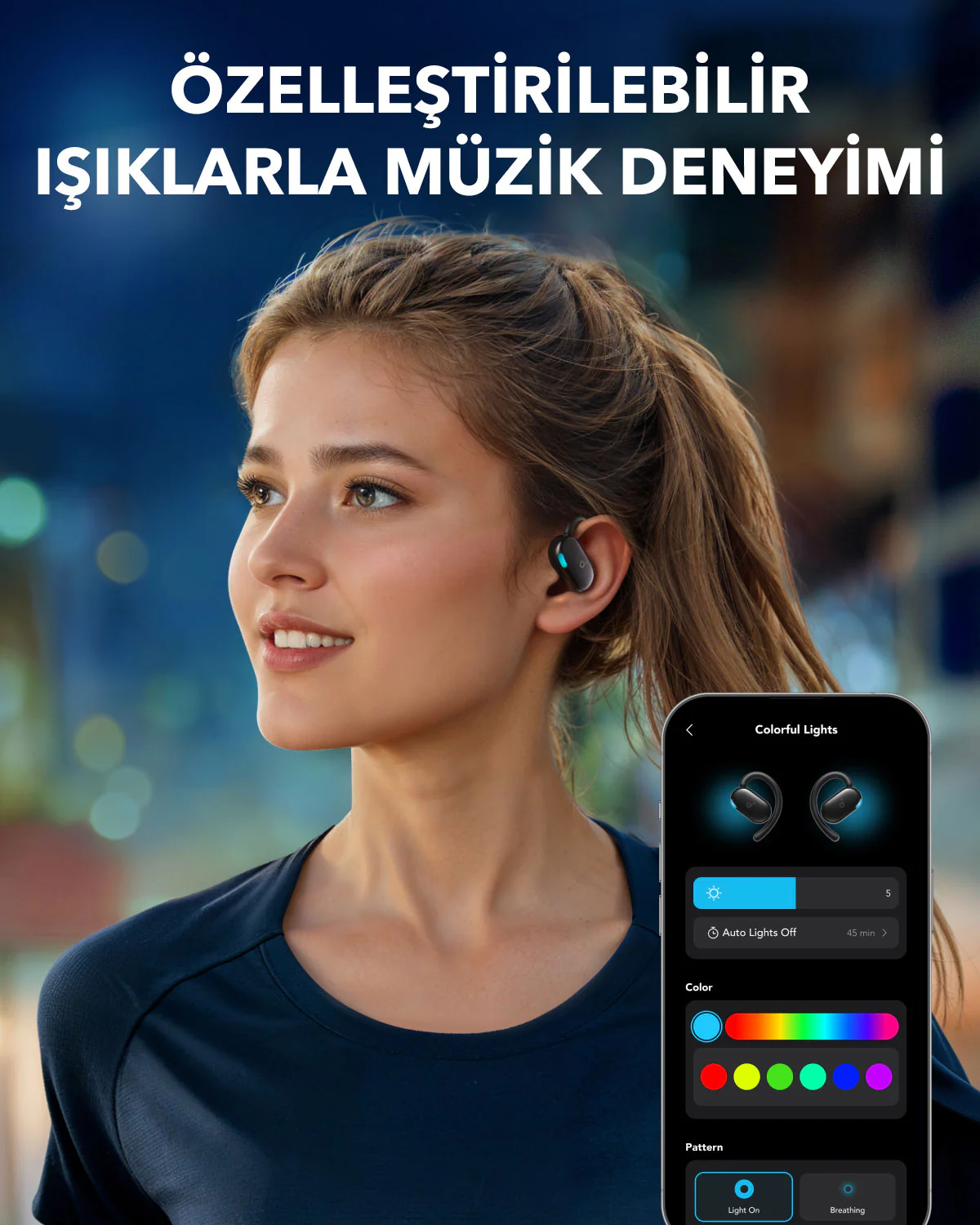 Kulaklıklı kadın, aydınlatma seçeneklerini gösteren telefon. Metin: 'Özelleştirilebilir ışıklarla müzik deneyimi'.