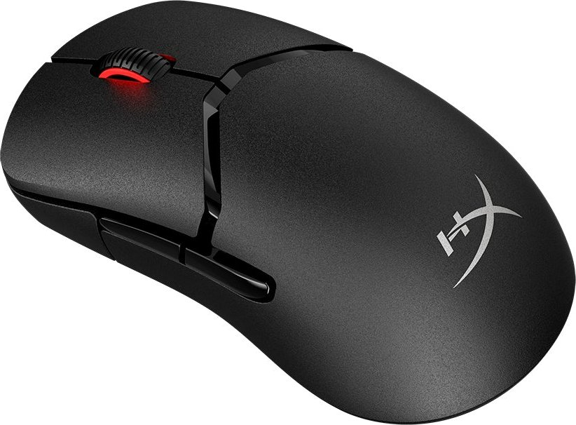 Eine schwarze Gaming-Maus mit rotem Scrollrad und HyperX-Logo, von oben betrachtet.