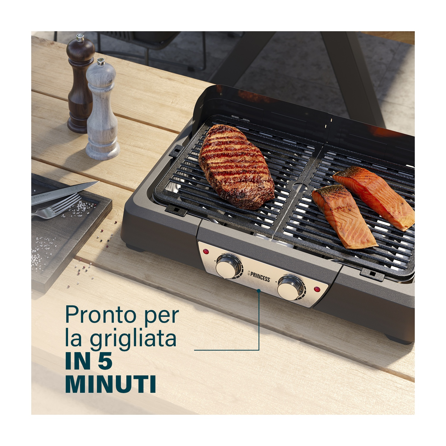 Griglia all'aperto con bistecca e salmone in cottura. Il testo dice 'Pronto per la grigliata in 5 minuti'.