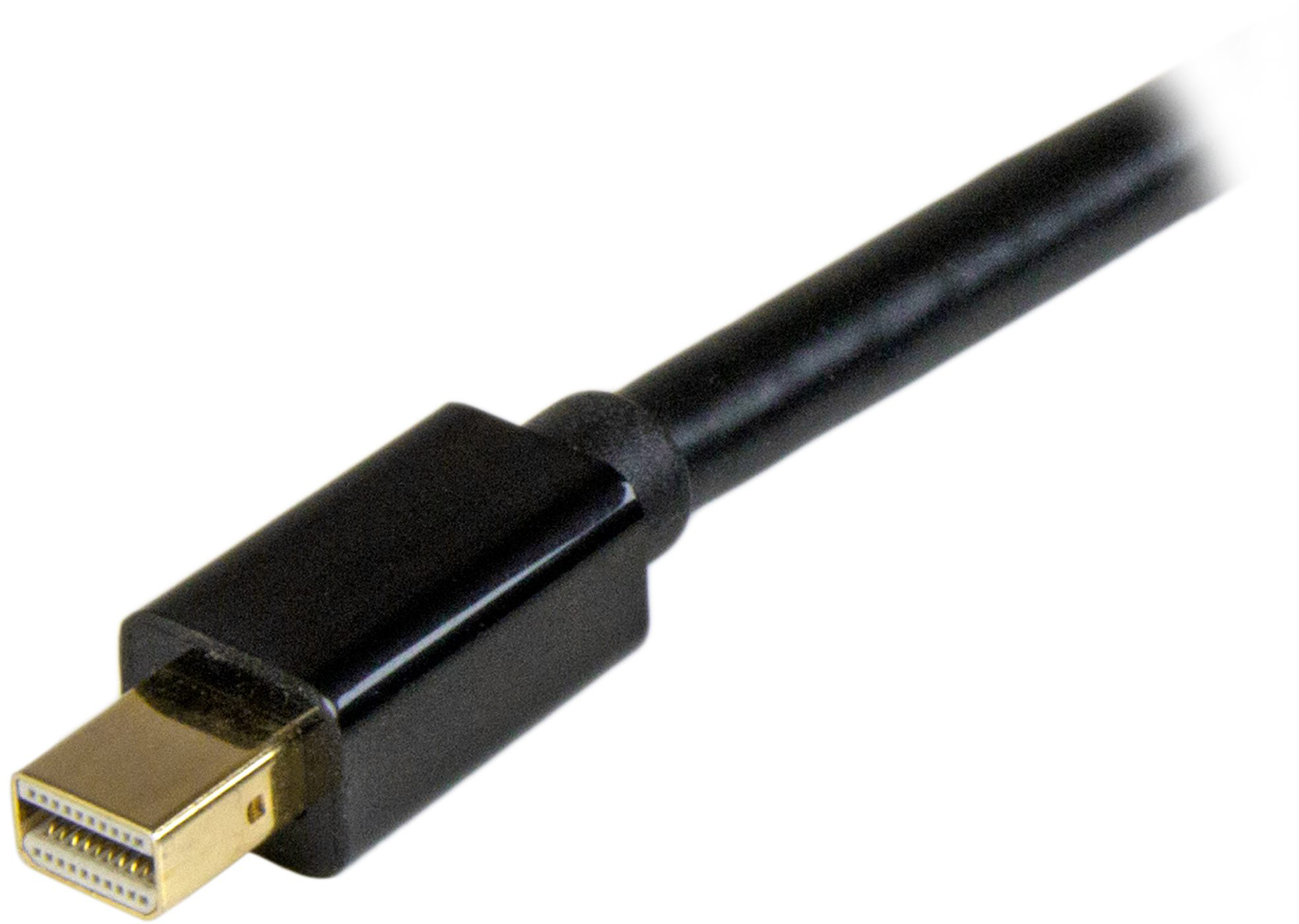 Közelkép egy fekete DisplayPort kábelről, arany színű csatlakozóval.