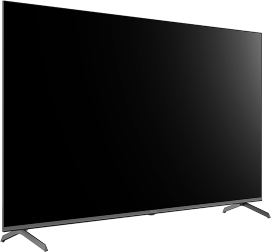 Egy nagyméretű, fekete síkképernyős TV, elszigetelve, ezüst kerettel és állvánnyal, fehér háttér előtt.