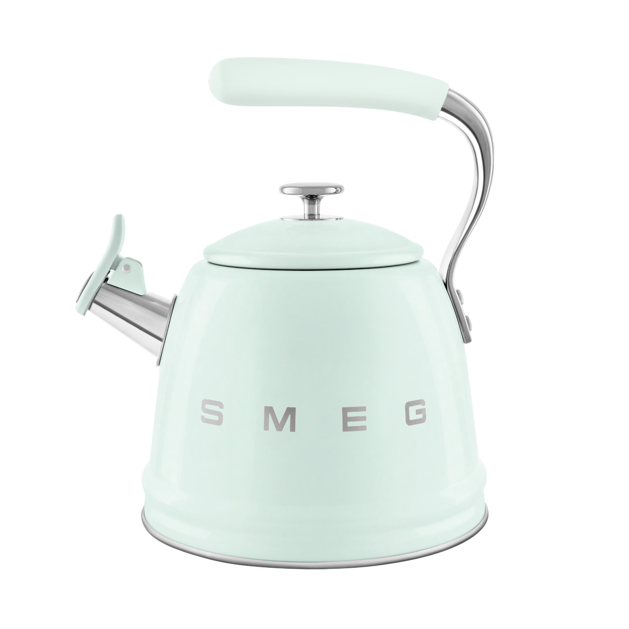 Minzgrüner Smeg-Wasserkocher mit silbernem Griff und Ausguss. Der Markenname ist sichtbar.