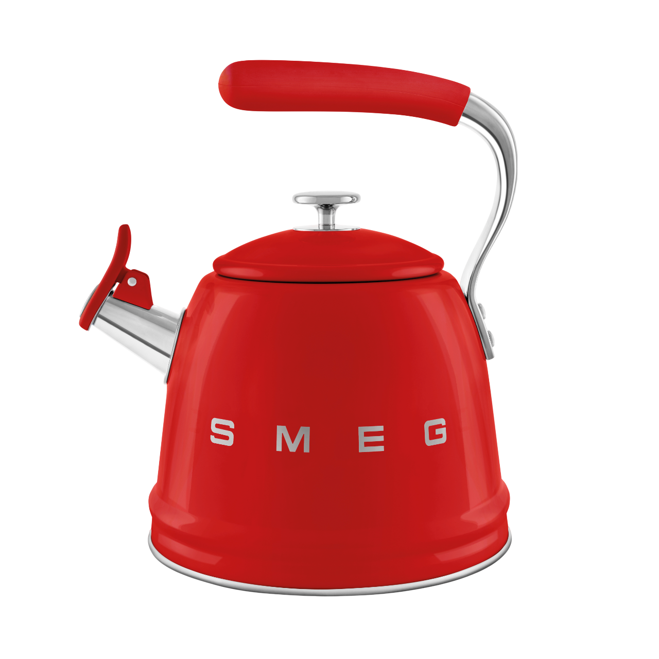 Roter SMEG-Wasserkocher mit silbernem Griff und Ausguss. Isoliert vor schwarzem Hintergrund.