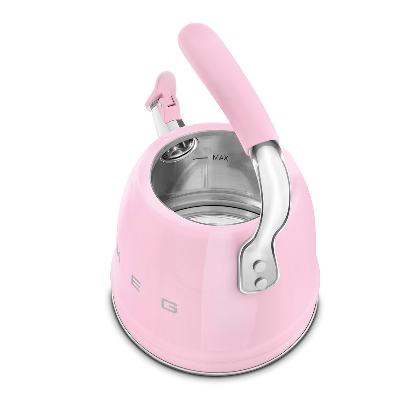 Eine rosa Kanne, Draufsicht, mit Griff und silbernem Ausguss. Der Markenname ist sichtbar.
