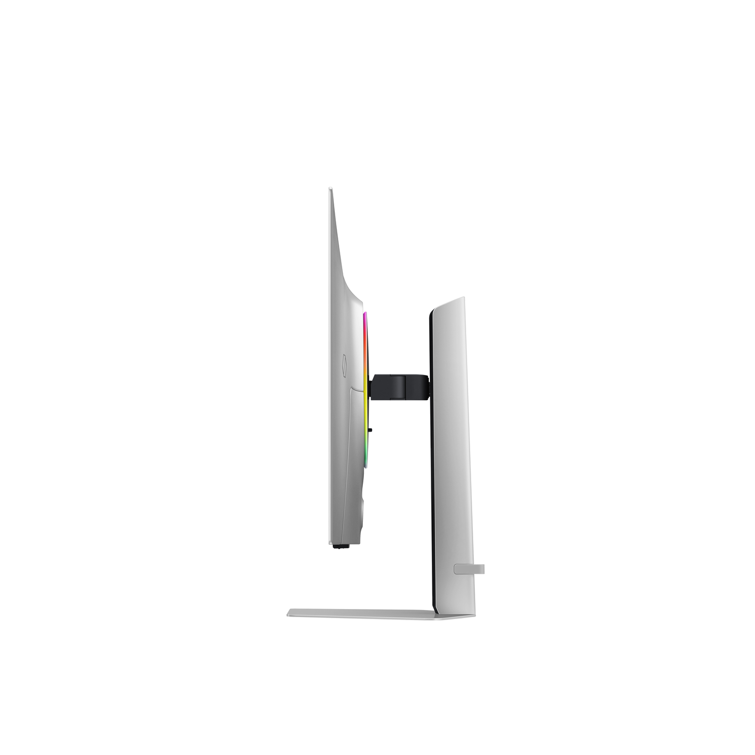 Zijaanzicht van een zilveren computermonitor op een witte achtergrond.