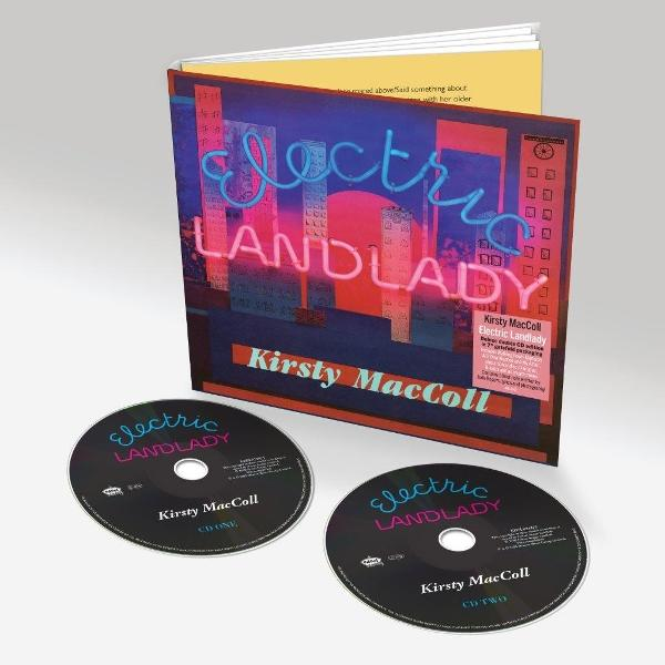 Albumcover. Zwei CDs und das Buch. Neonlicht-Text. Weißer Hintergrund. Rosa und blaue Farben.