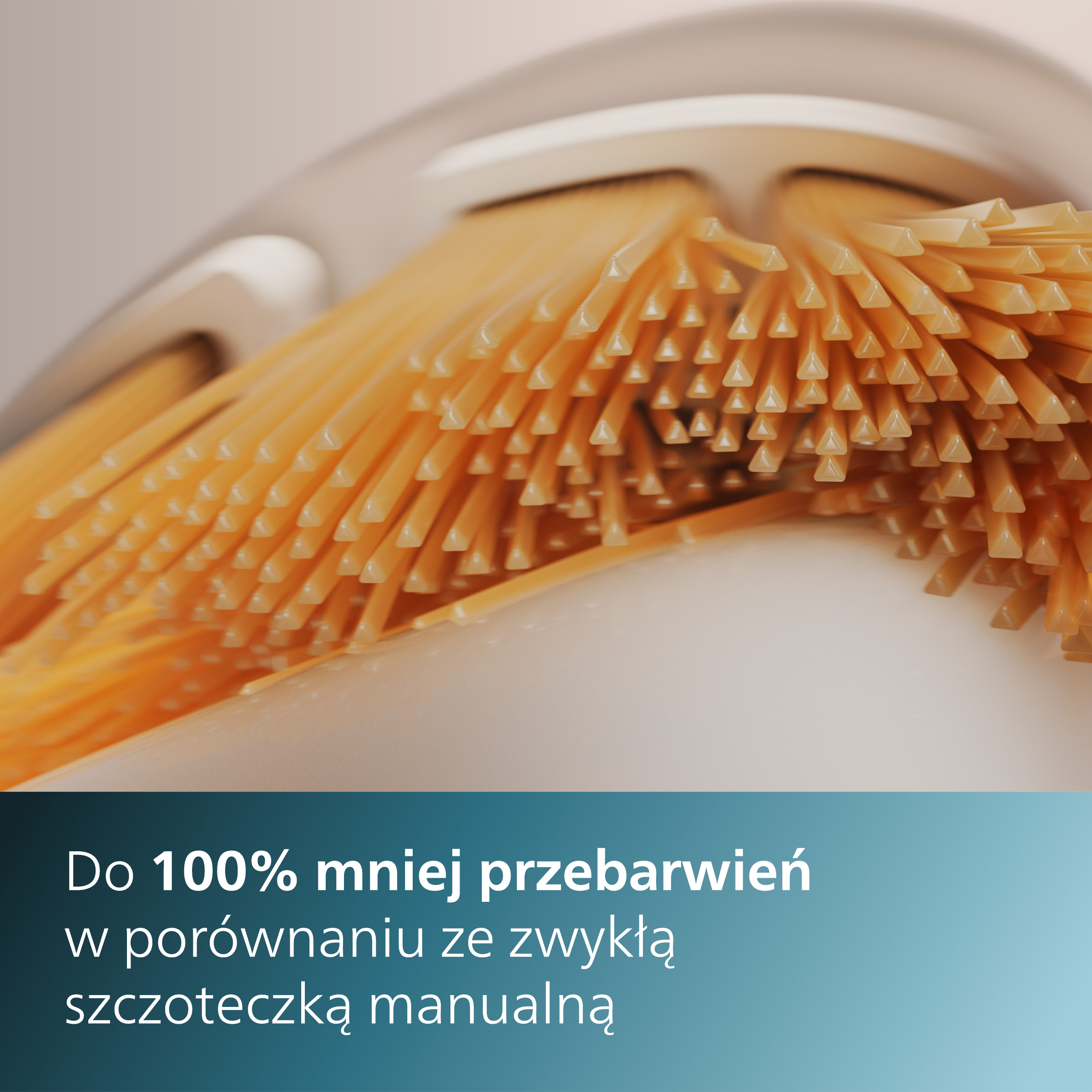 Zbliżenie białego czajnika elektrycznego trzymanego przez osobę w kuchni.