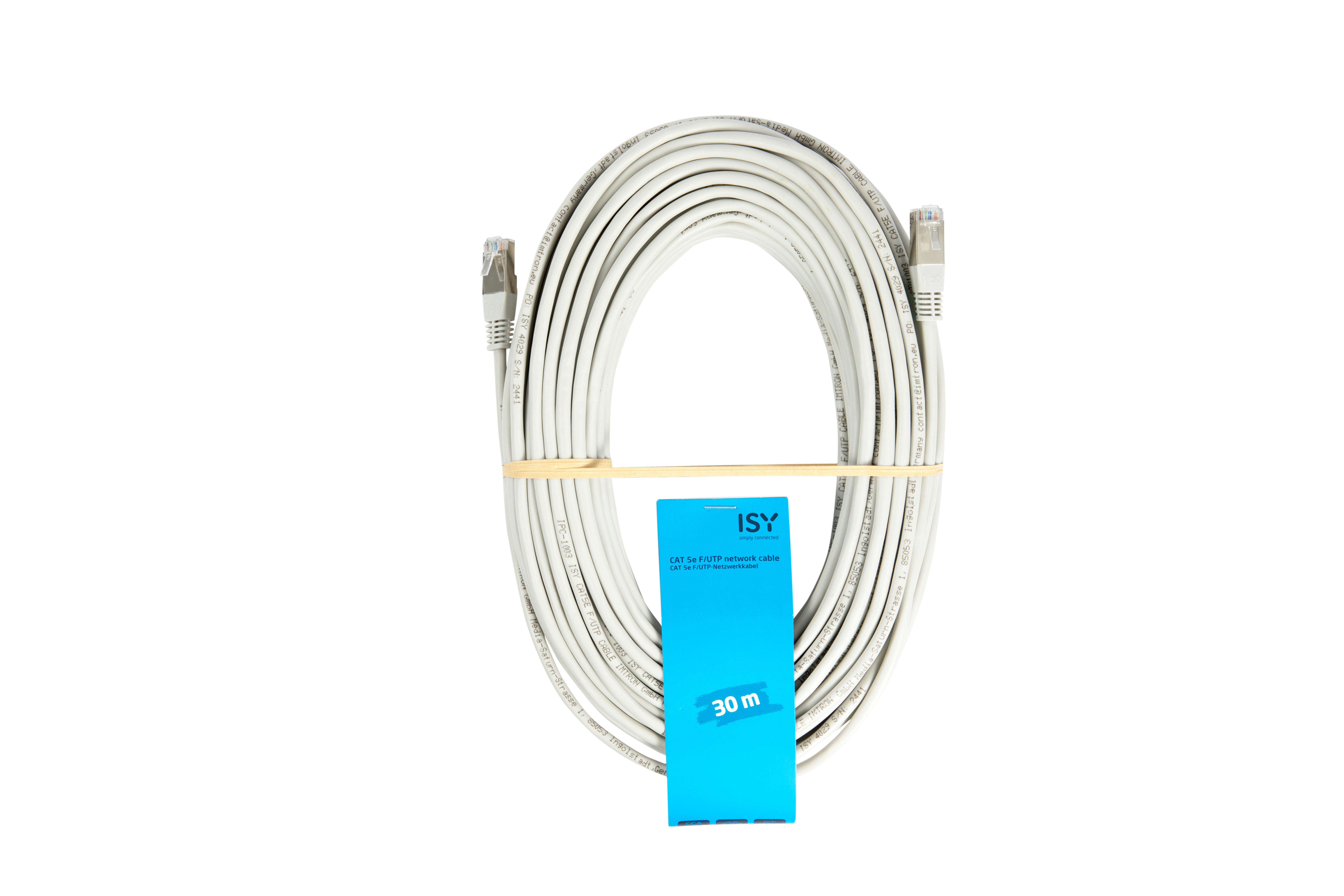 Biały kabel sieciowy (CAT 5e F/UTP) nawinięty z niebieskim opakowaniem.