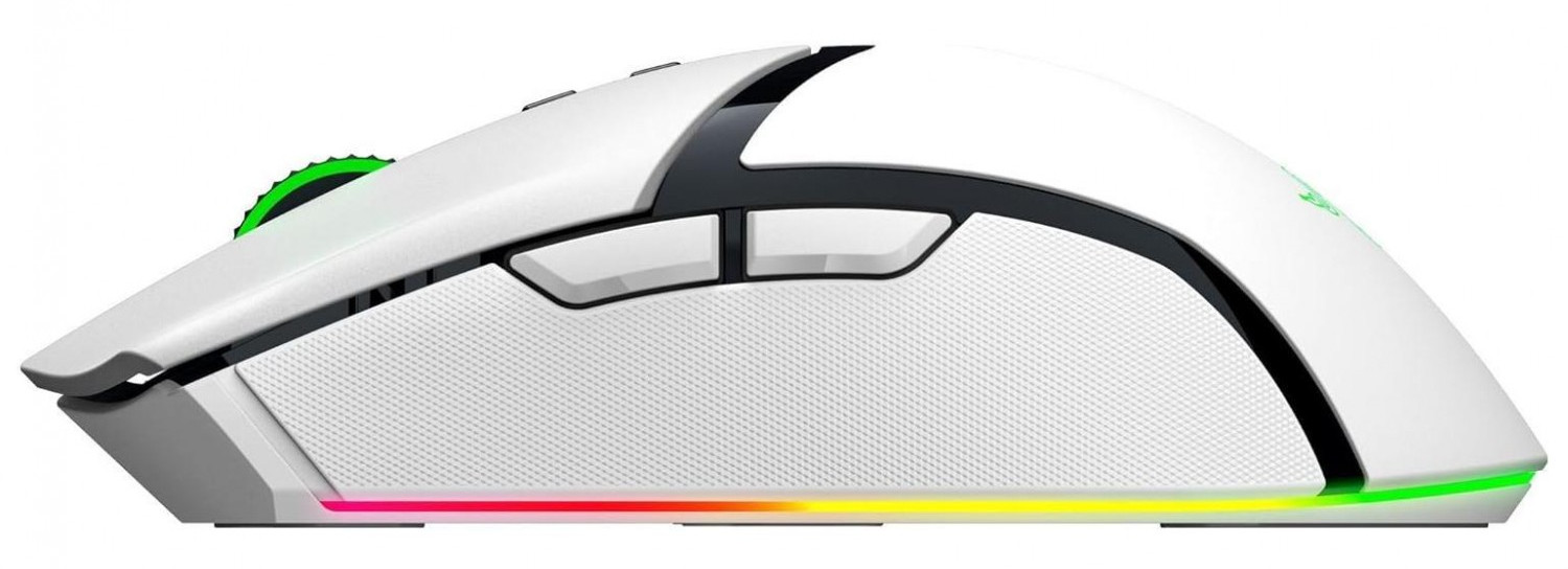 Srebrno-czarny dystrybutor wody z czarnym tłem.