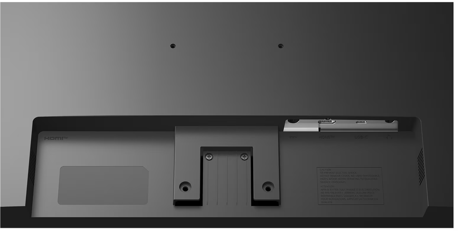 Egy TV hátulja, látható HDMI, USB és egyéb csatlakozó portokkal.