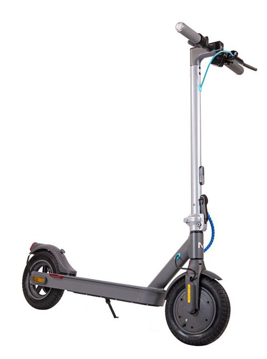 Czarny nadajnik USB Klipsch z tekstem i logo. Białe tło. Złącze USB jest widoczne.