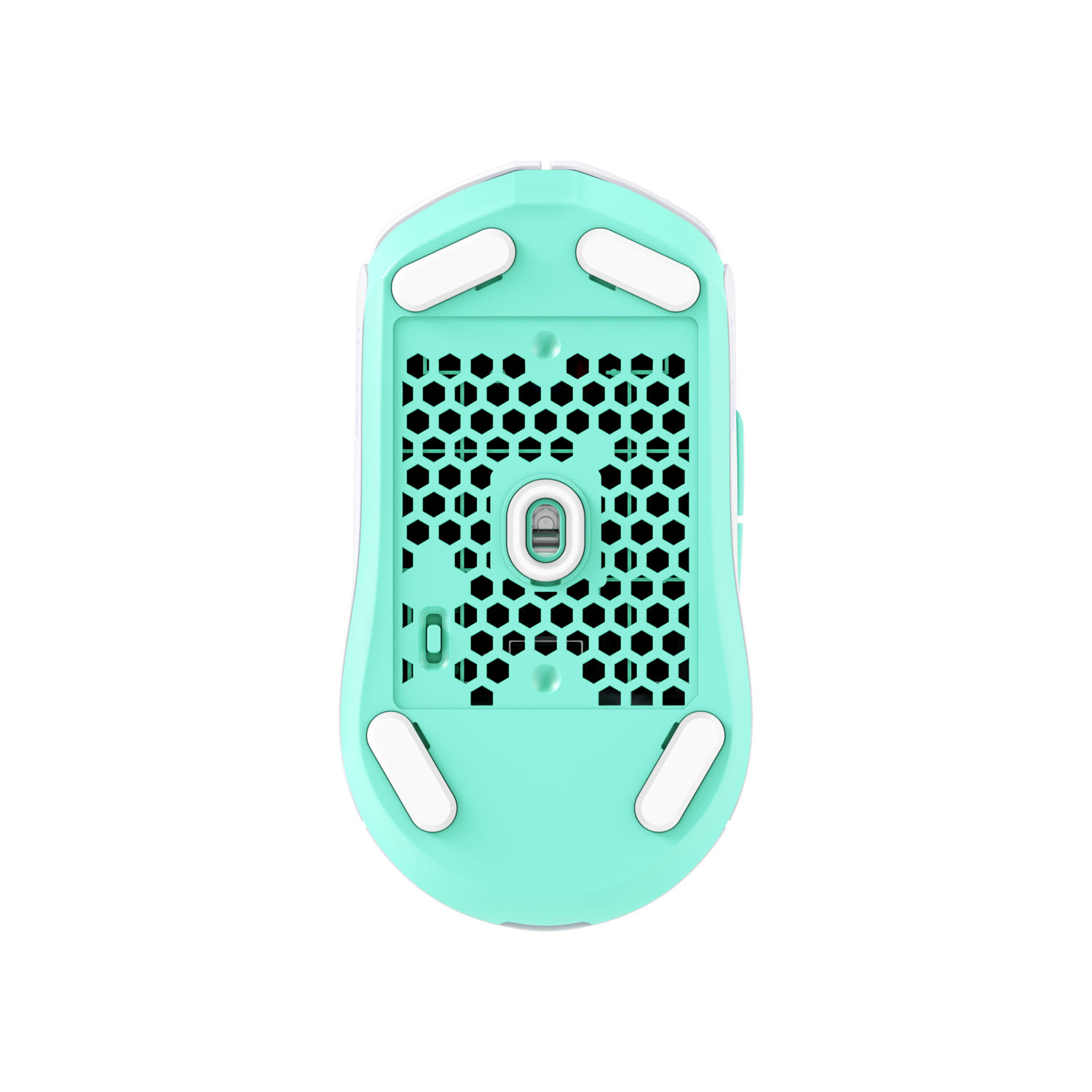 Onderaanzicht van een teal gamingmuis met witte pads en een honingraatontwerp.