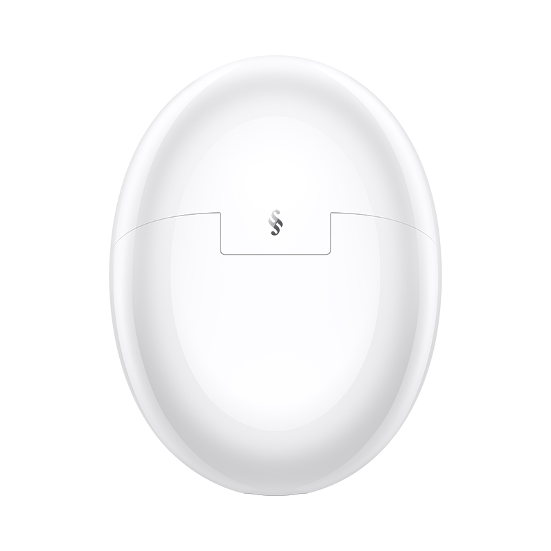 Białe, owalne etui ładujące do słuchawek. Na górze srebrne logo.