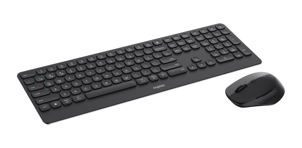 Schwarzes Tastatur- und Maus-Set. Die Tastatur hat viele Tasten, und die Maus ist ergonomisch geformt.