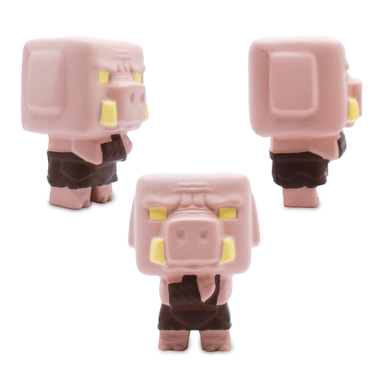 Schweineförmige Minecraft-Figur in drei Ansichten.