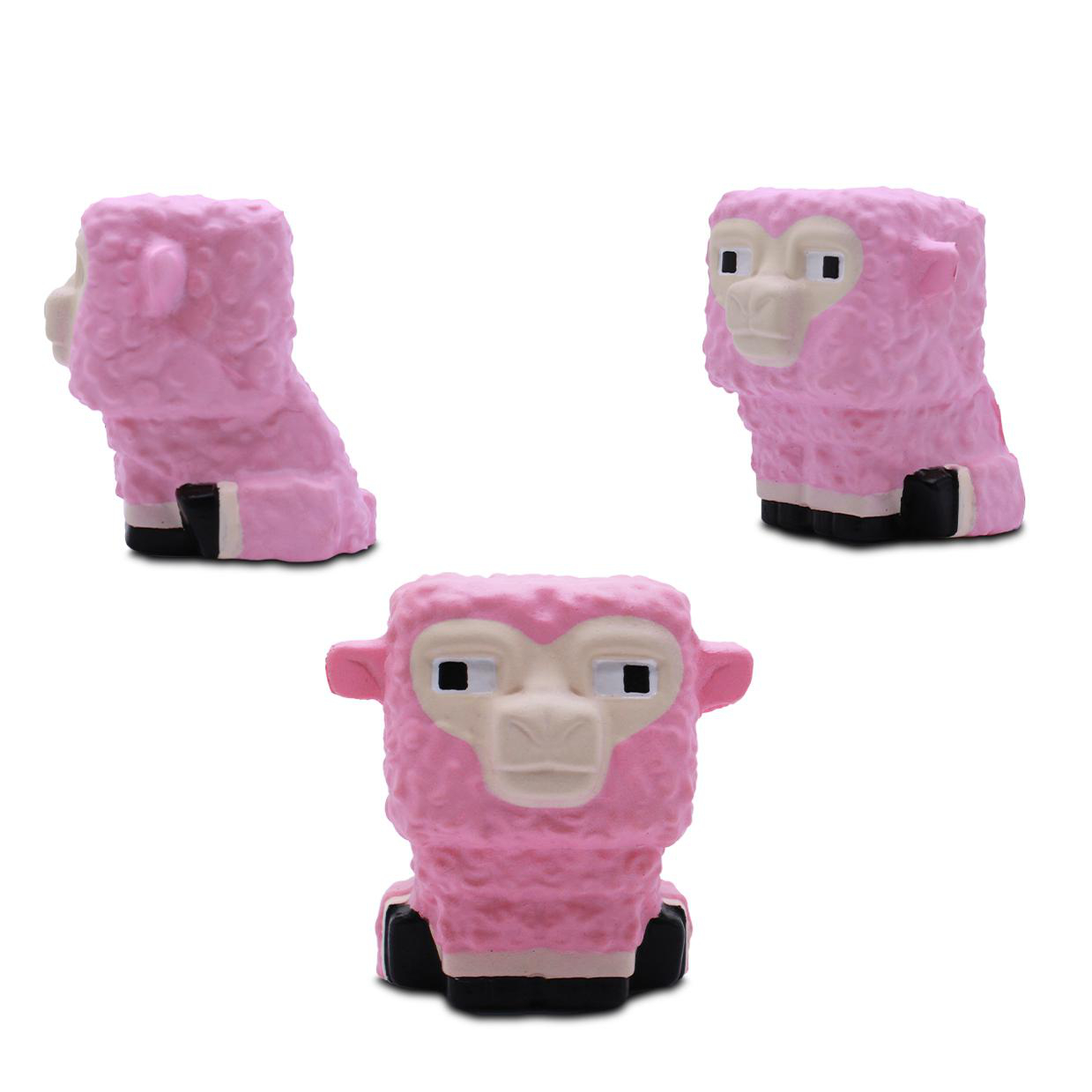 Drei Ansichten einer grauen Minecraft-Wolf-Charakterfigur.