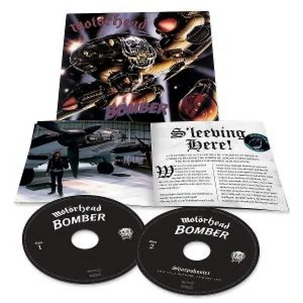 De afbeelding toont de "Bomber" CD van Motörhead, de cover, de CD en een boekje.