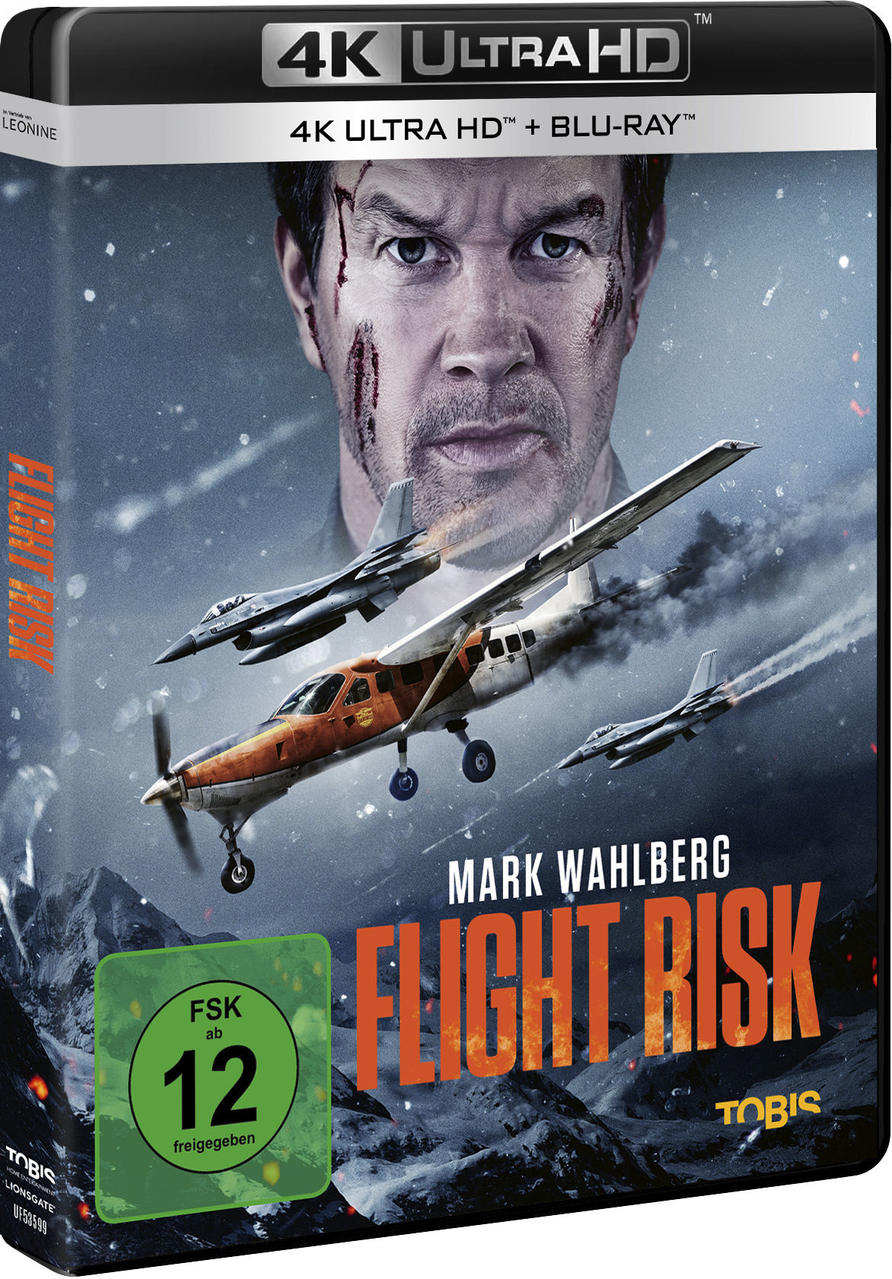 Das Cover von „Flight Risk“ zeigt Mark Wahlberg, Flugzeuge und eine verschneite Berglandschaft.