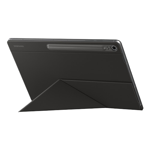 Una tableta Samsung negra, sostenida por su funda, con un lápiz óptico en una ranura. El fondo es negro.