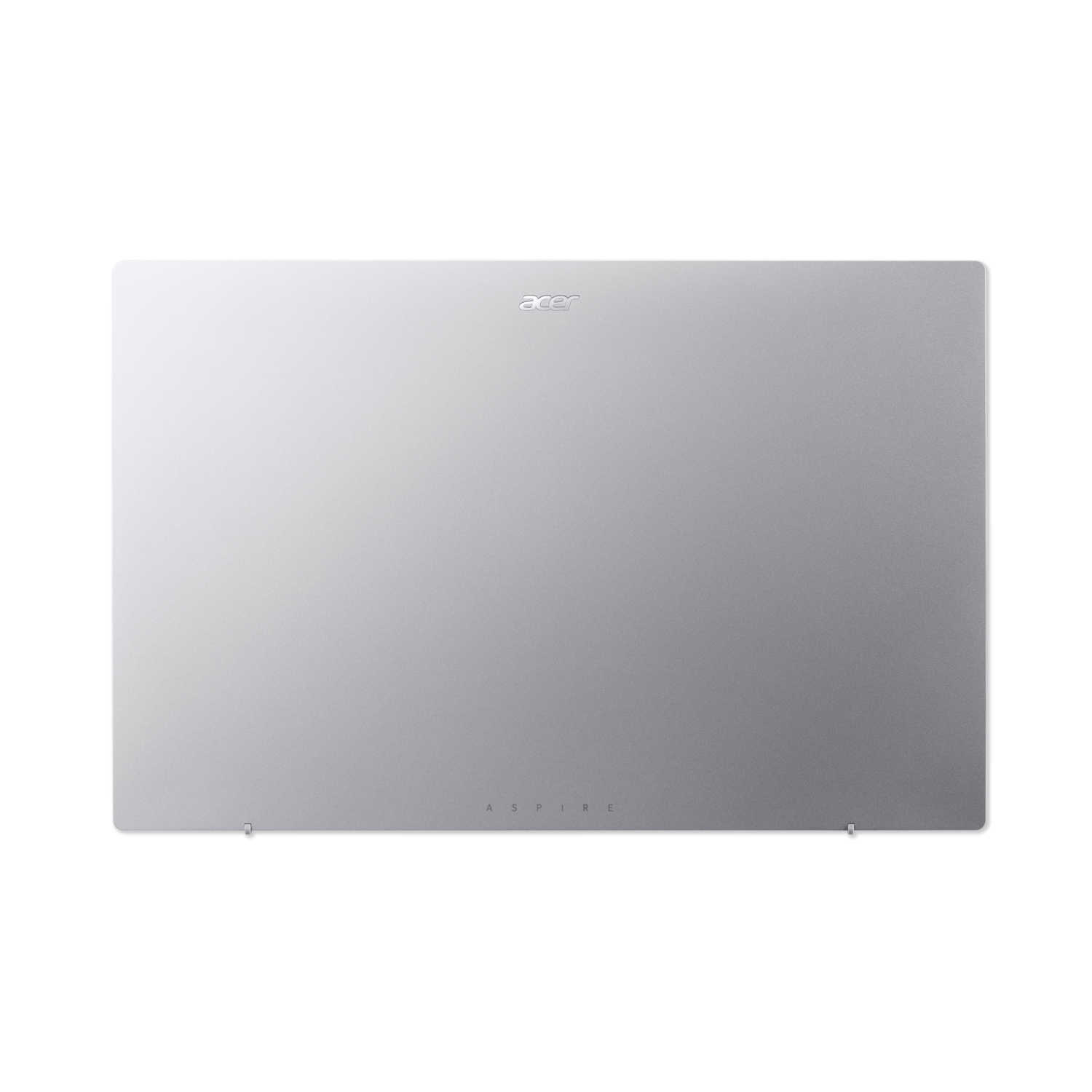 Een zilveren Acer Aspire laptop, gesloten, gecentreerd op een zwarte achtergrond. Het Acer-logo staat bovenaan en Aspire onderaan.