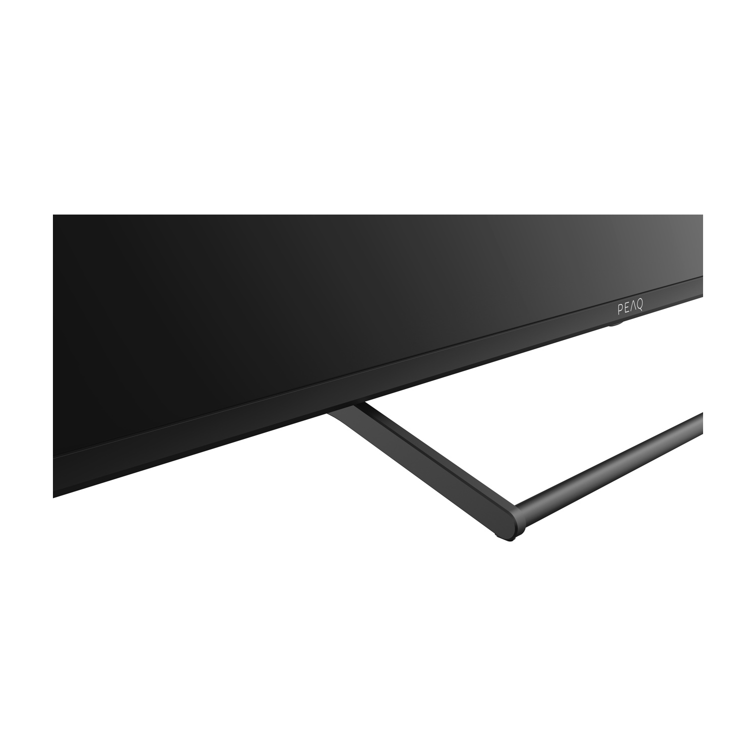 Un monitor nero dal design elegante. Il monitor poggia su un supporto grigio scuro. La parola PEAQ è visibile sul monitor.
