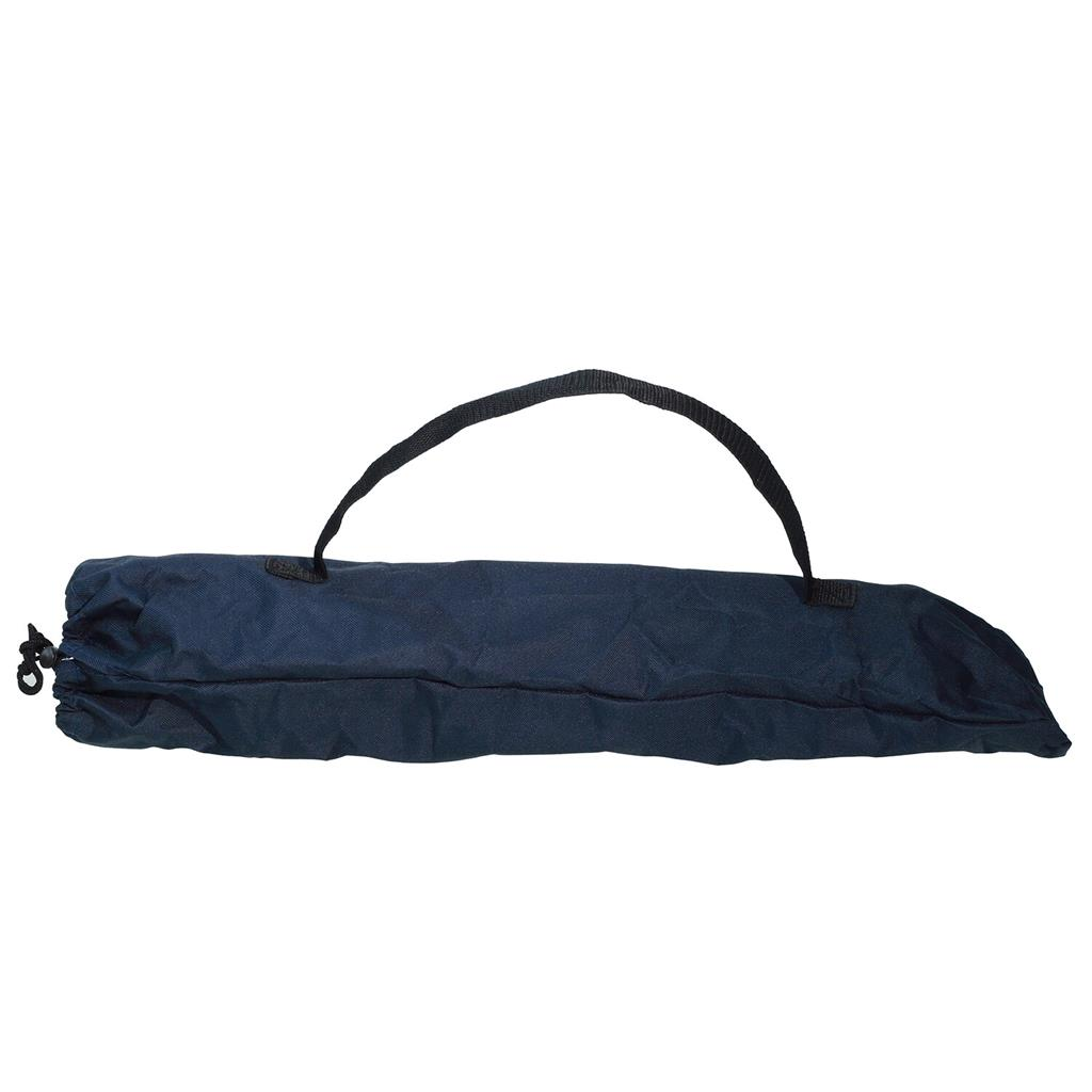 Eine marineblaue Tragetasche mit schwarzem Griff auf weißem Hintergrund. Die Tasche ist mit einem Kordelzug verschlossen.
