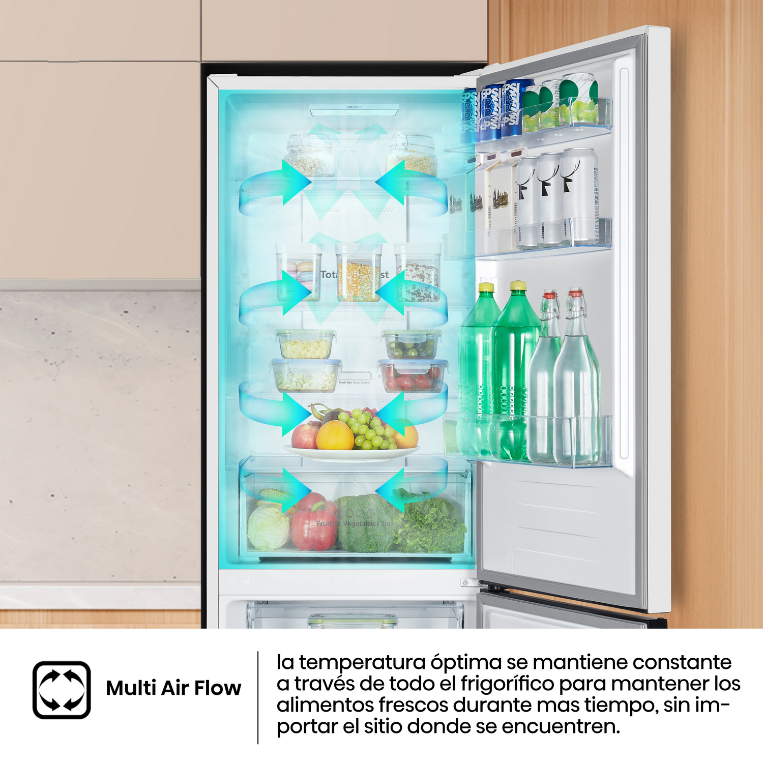 Interior de refrigerador abierto, mostrando alimentos con flechas de flujo de aire azules.