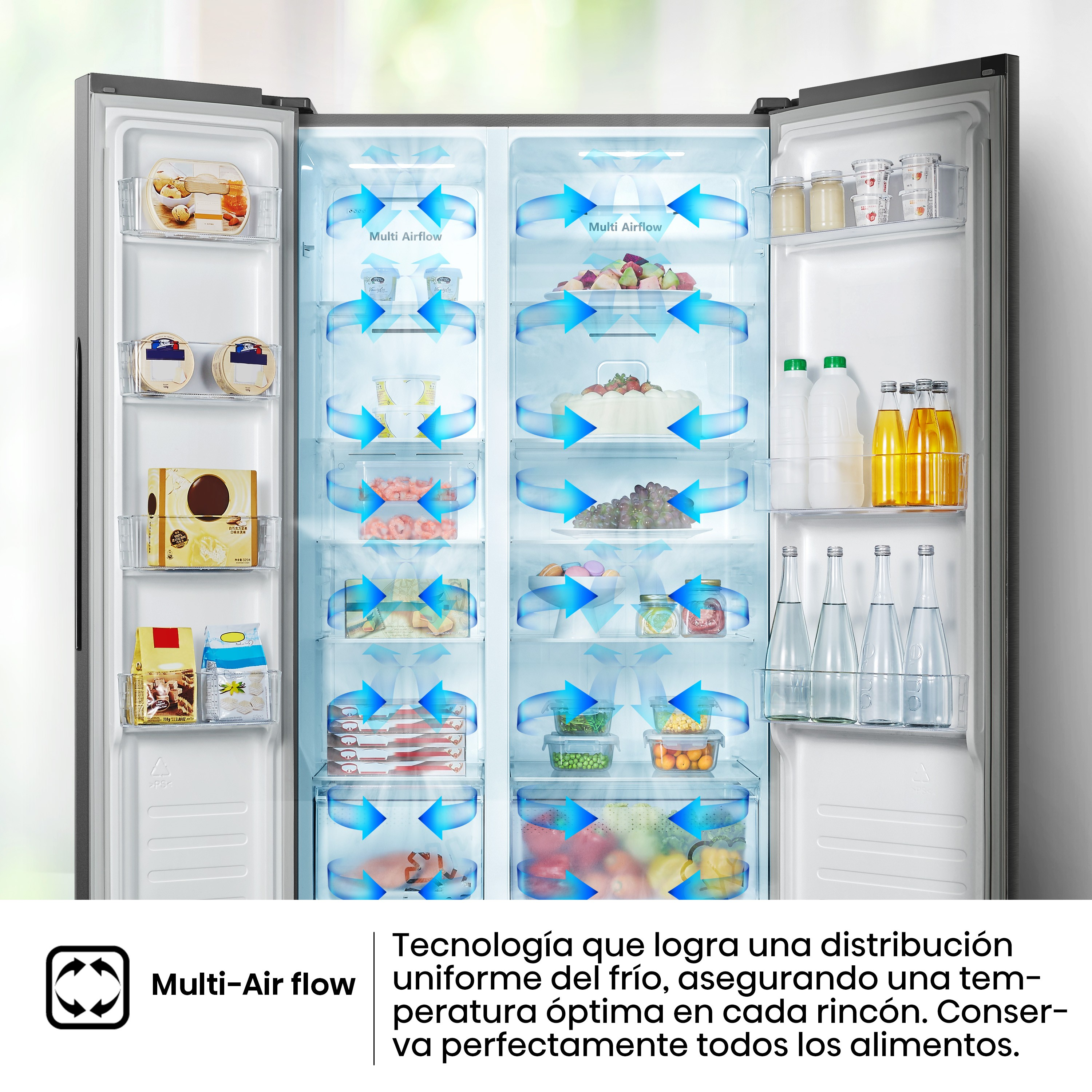 Un refrigerador con puertas abiertas, mostrando tecnología multi-flujo de aire y alimentos.