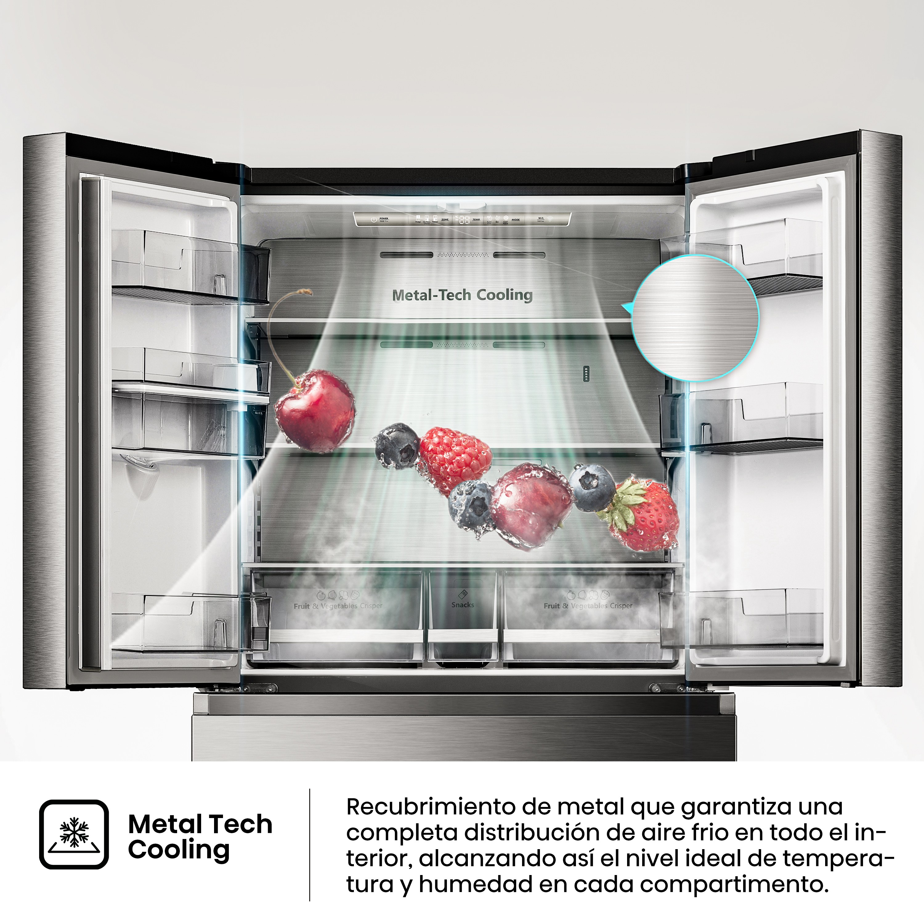 Refrigerador abierto con frutas, bayas y hielo. Se presenta Metal-Tech Cooling. El fondo está borroso.