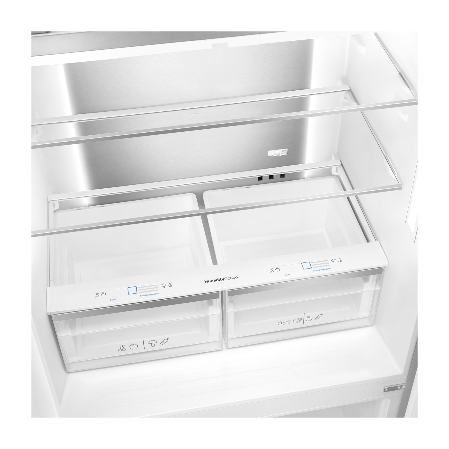 Primo piano dell'interno del frigorifero con cassetti e ripiani. Etichettatura HumidityControl visibile.