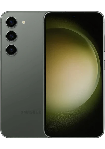Arkada üç kamera lensi ve Samsung logosu olan gri bir akıllı telefon.
