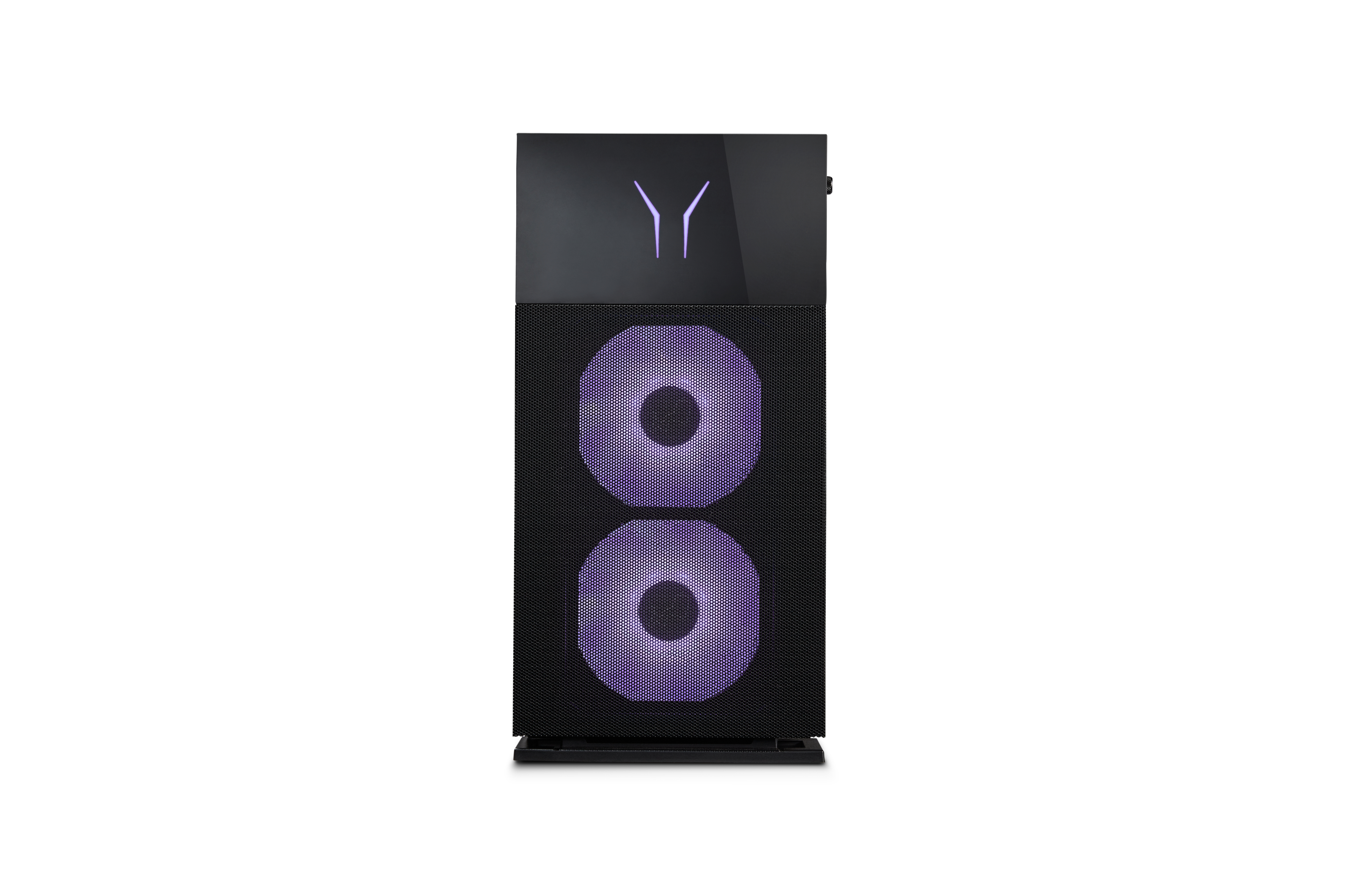 Ein schwarzer Computer-Tower mit lila Lüftern und Logo. Hintergrund ist weiß.