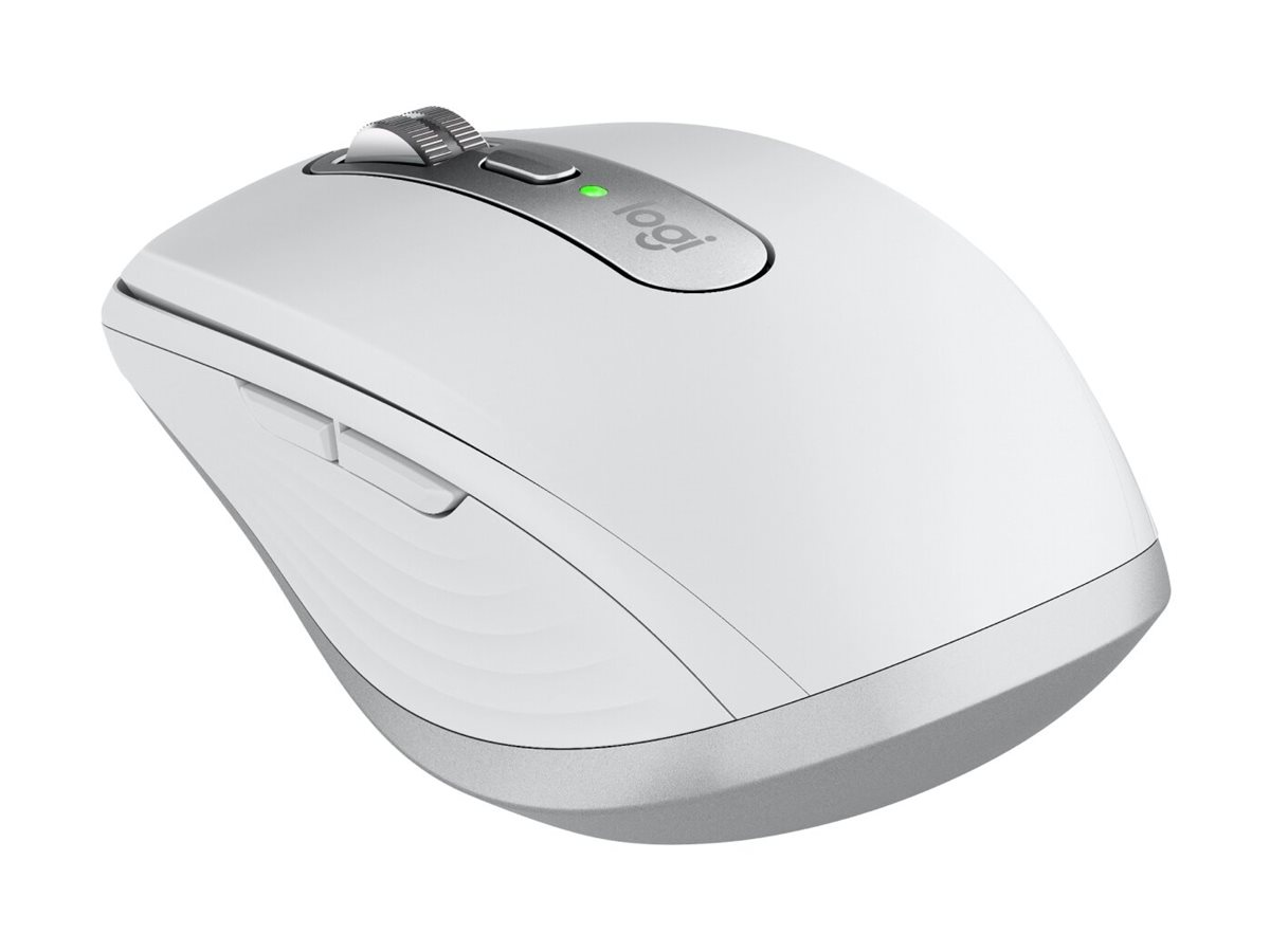 Weiße und silberne kabellose Logitech-Maus. Verfügt über ein Scrollrad, Seitentasten und ein Logo.